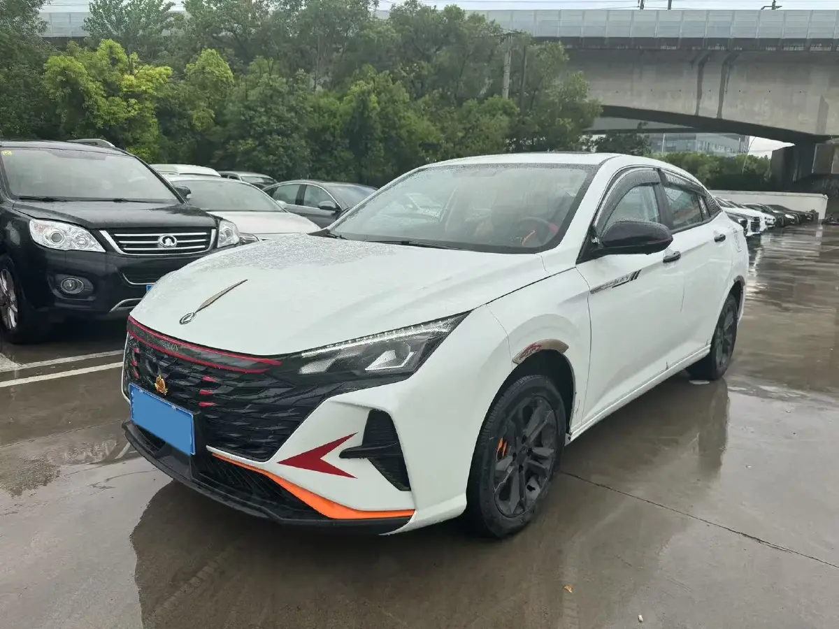 2023 DongFeng Aeolus YiXuan 1.5L 125HP L4 6DCT