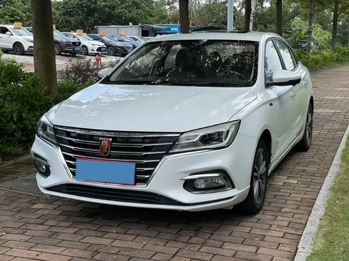 2019 Roewe i5 1.5L 120HP L4 CVT