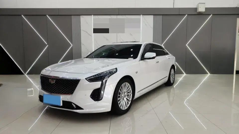 2022 Cadillac CT6 2.0T 237HP L4 10AT