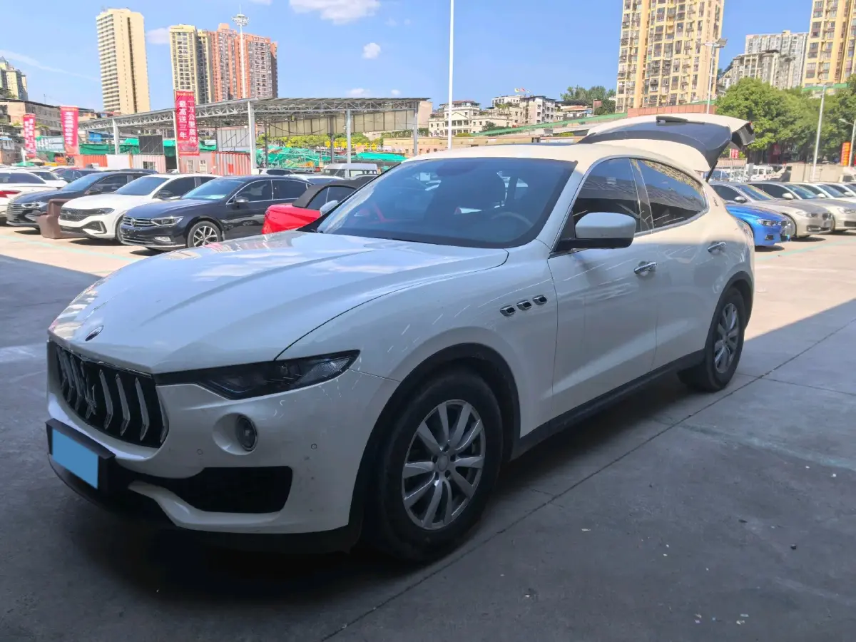 2018 Maserati Levante 3.0T 350HP V6 8AT
