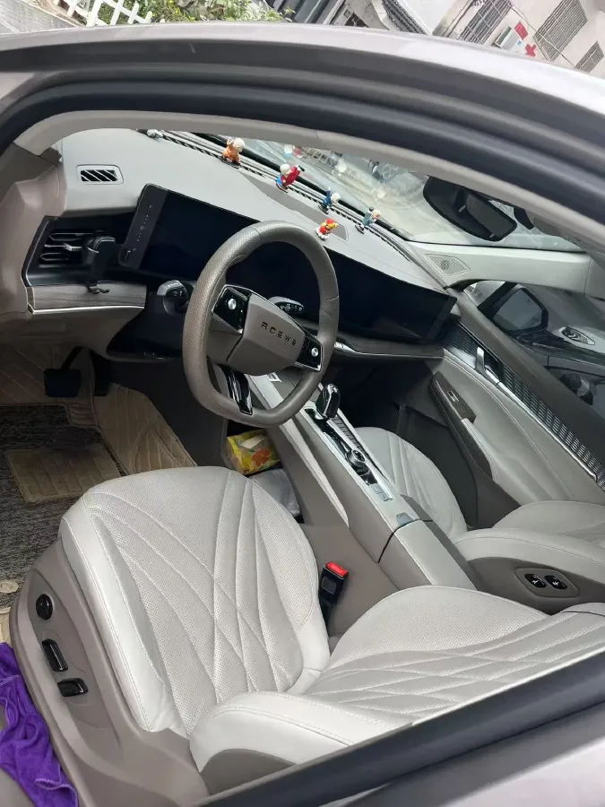 2023 Roewe RX9 2.0T 242HP L4 9AT,autocango,china used car exporter,china ev exporter,chinese used car exporter,chinese used ev exporter