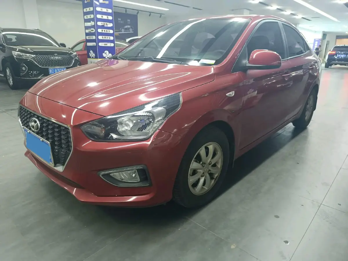 2017 Hyundai Reina 1.4L 95HP L4 5MT