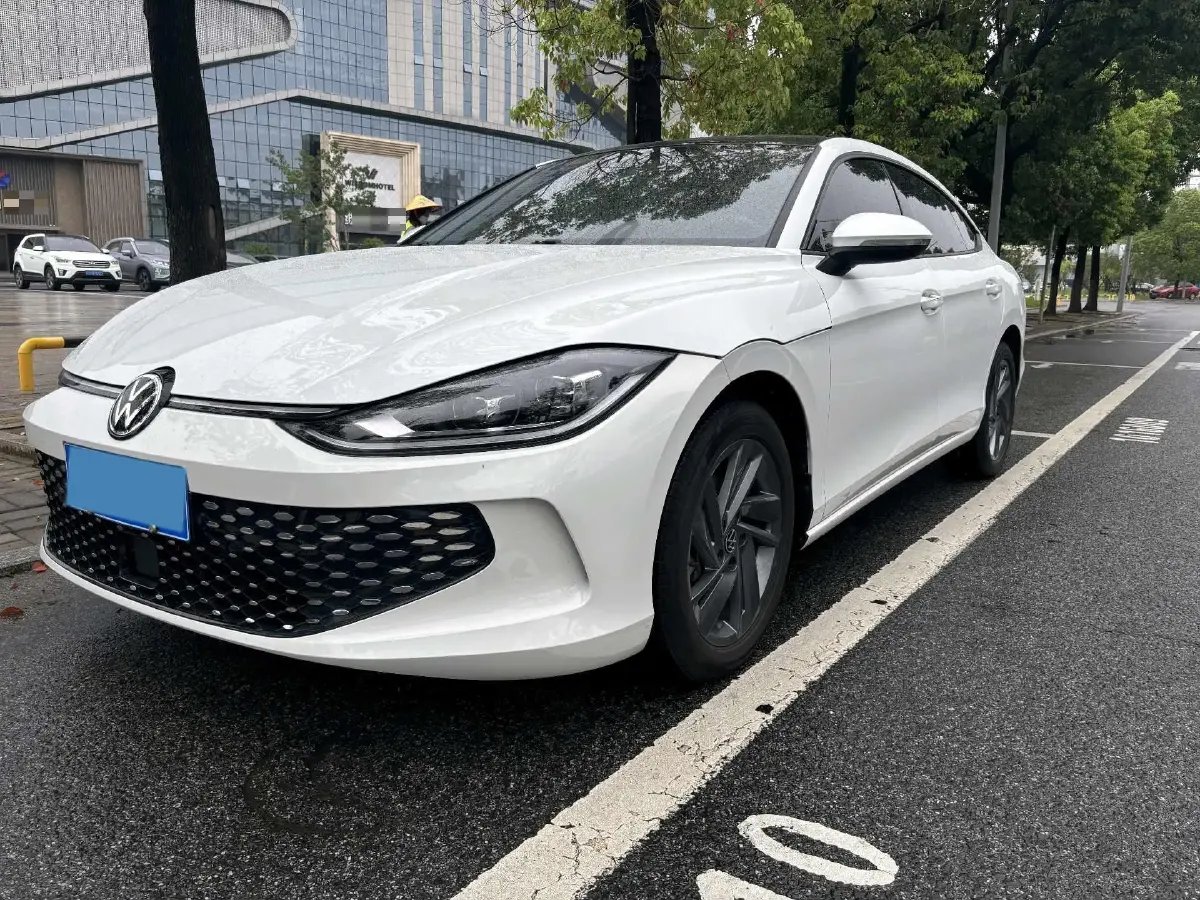 2024 Volkswagen Lamando 1.4T 150HP L4 7DCT