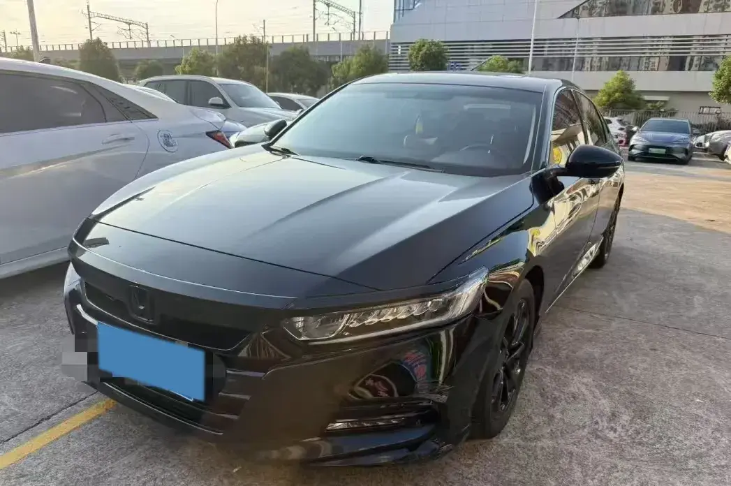 2021 Honda Accord 2.0L 146HP L4 E-CVT Hybrid