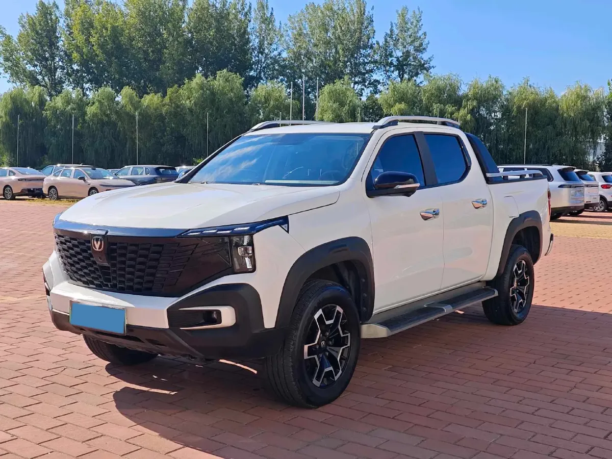 2024 ChangAn Hunter 2.0T 190HP L4 REEV 31.18KWH,autocango,china used car exporter,china ev exporter,chinese used car exporter,chinese used ev exporter