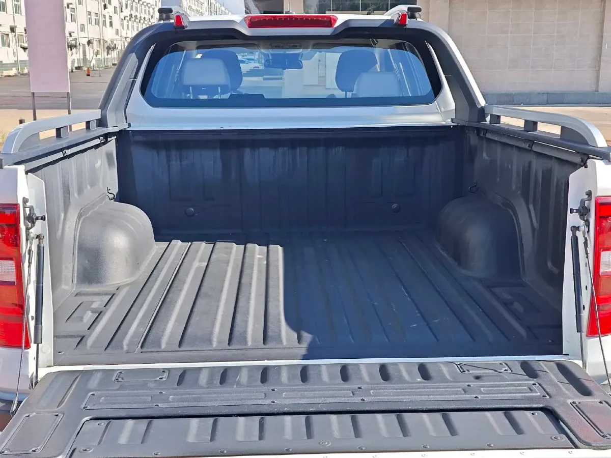 2024 ChangAn Hunter 2.0T 190HP L4 REEV 31.18KWH,autocango,china used car exporter,china ev exporter,chinese used car exporter,chinese used ev exporter