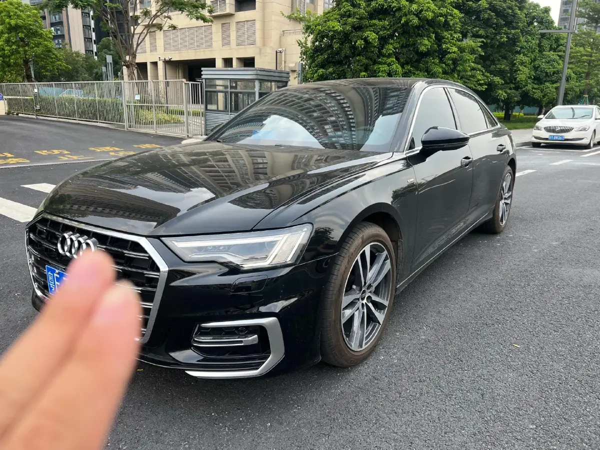 2024 Audi A6L 2.0T 190HP L4 7DCT