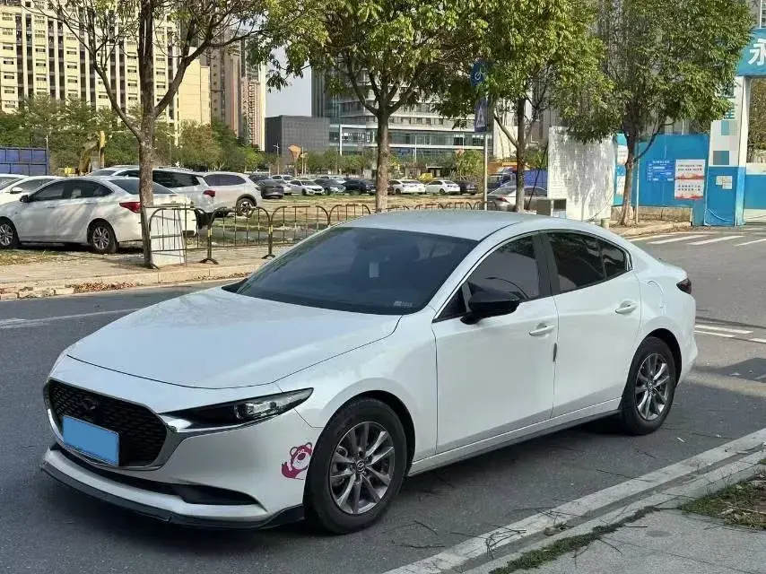 2022 Mazda 3 Axela 2.0L 158HP L4 6AT