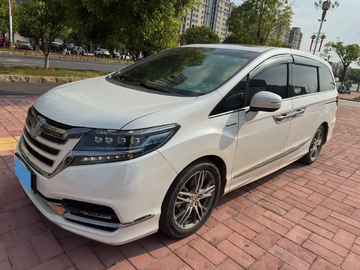 2019 Honda Elysioin 2.0L 146HP L4 E-CVT Hybrid
