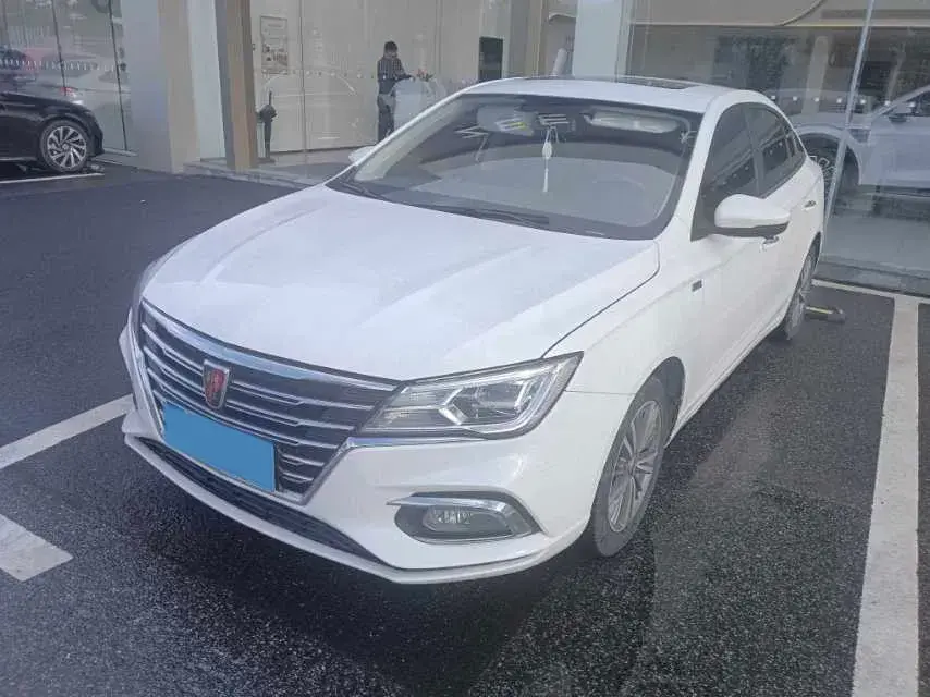 2019 Roewe i5 1.5L 120HP L4 CVT