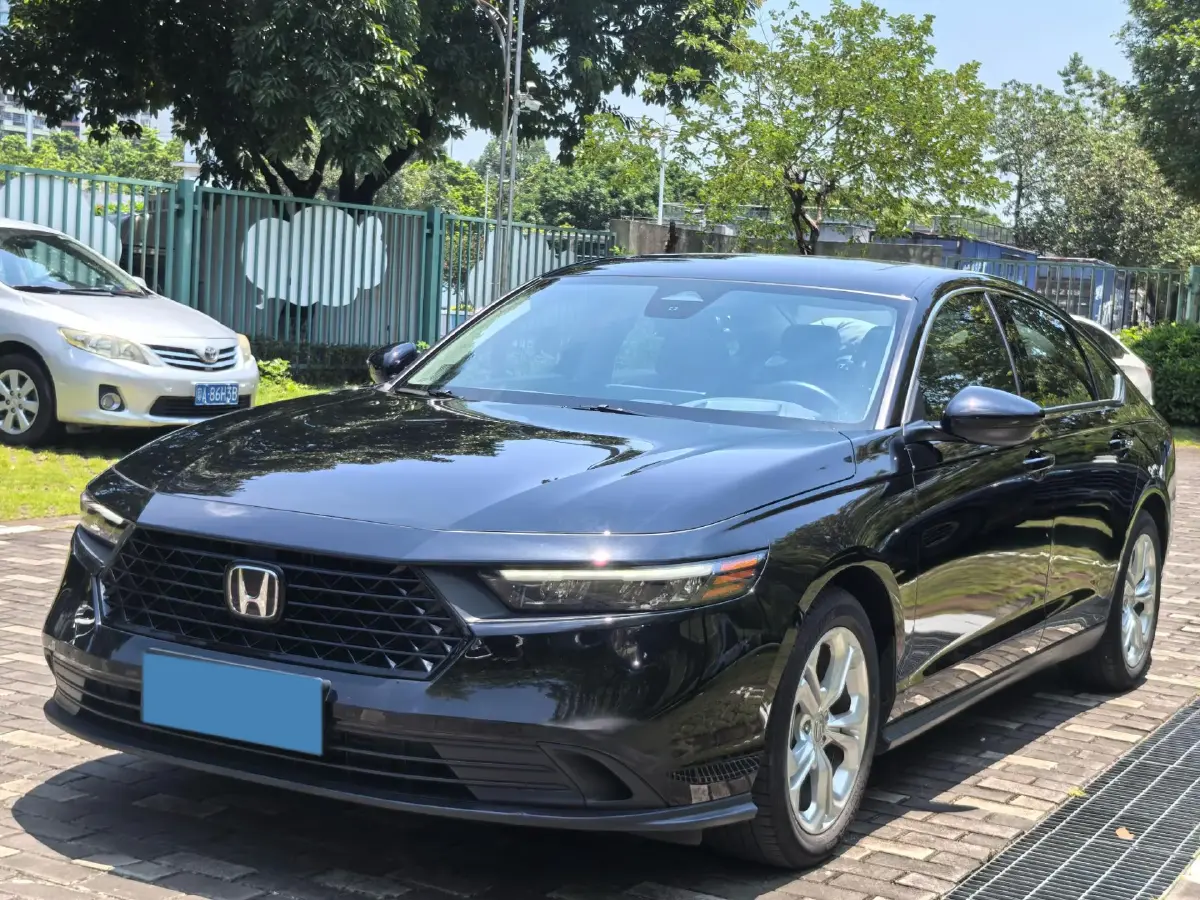 2023 Honda Accord 1.5T 192HP L4 CVT