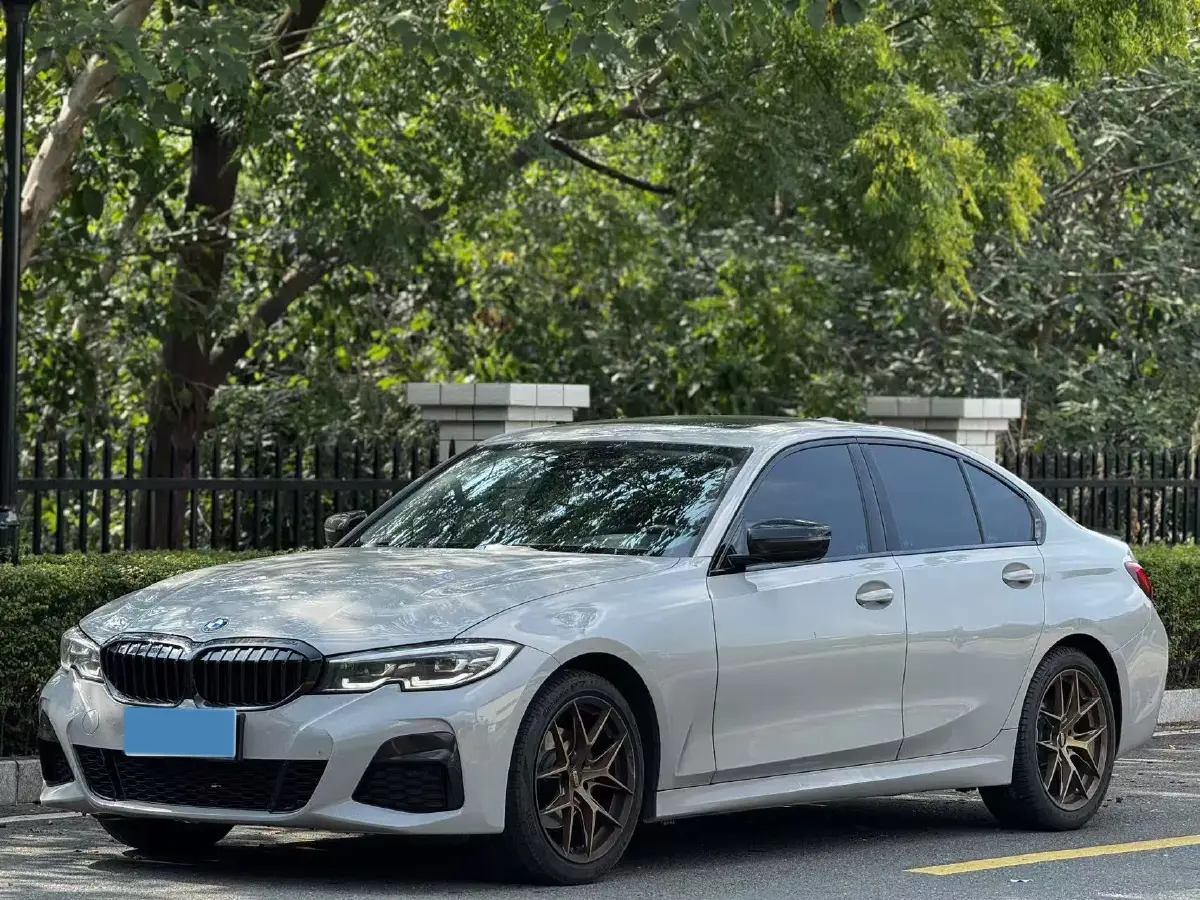 2021 BMW 3 Series 2.0T 184HP L4 8AT