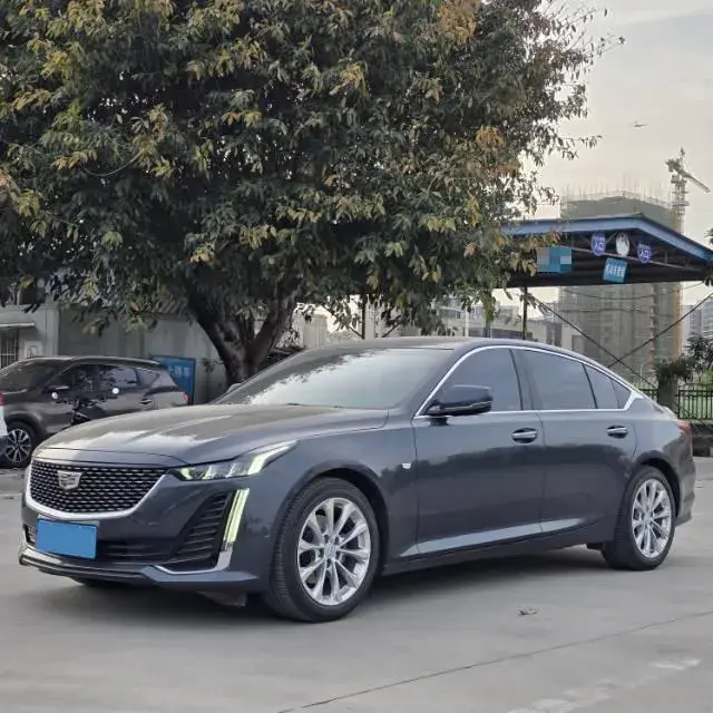 2022 Cadillac CT5 2.0T 237HP L4 10AT