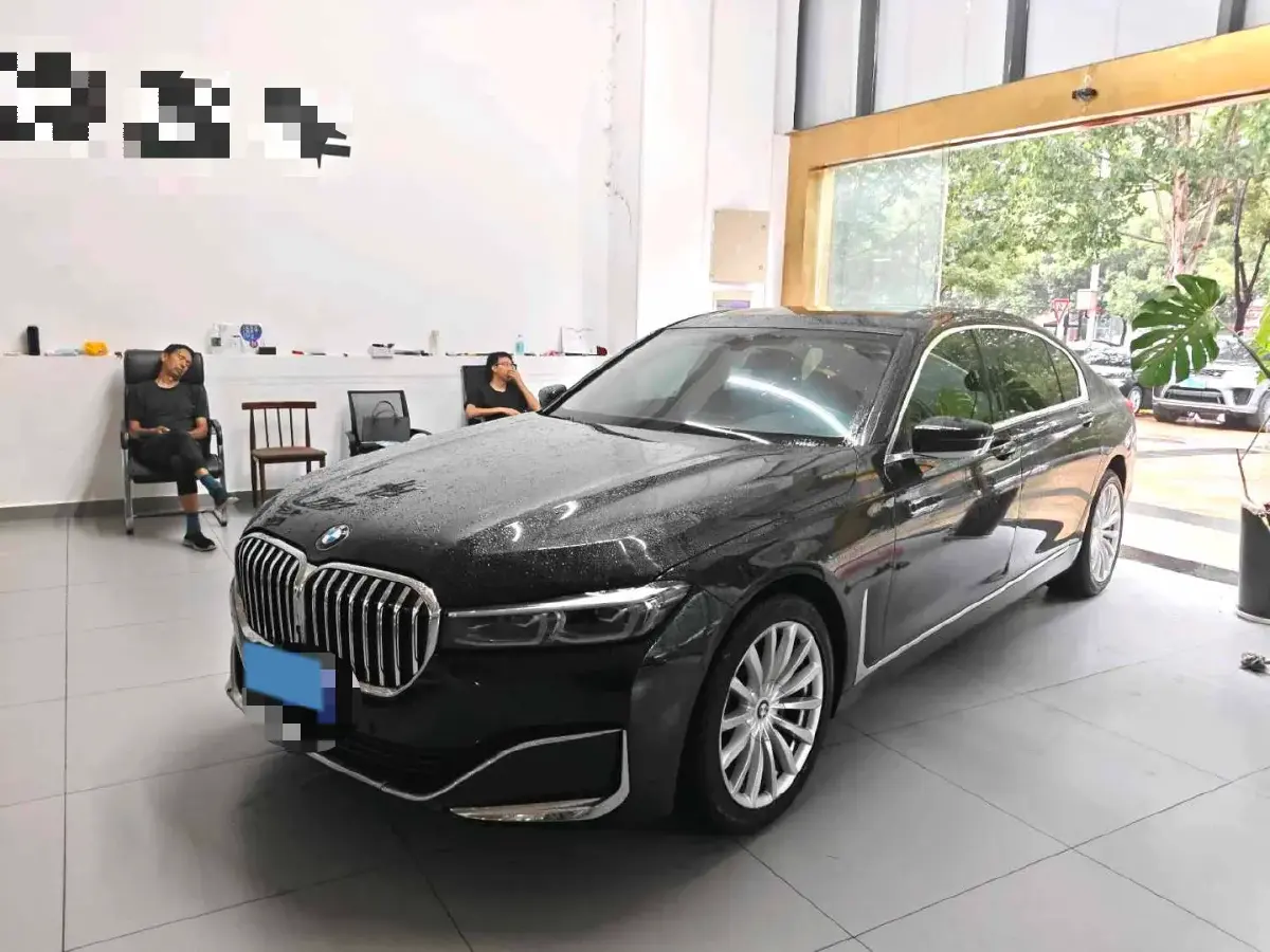 2019 BMW 7 Series 2.0T 265HP L4 8AT