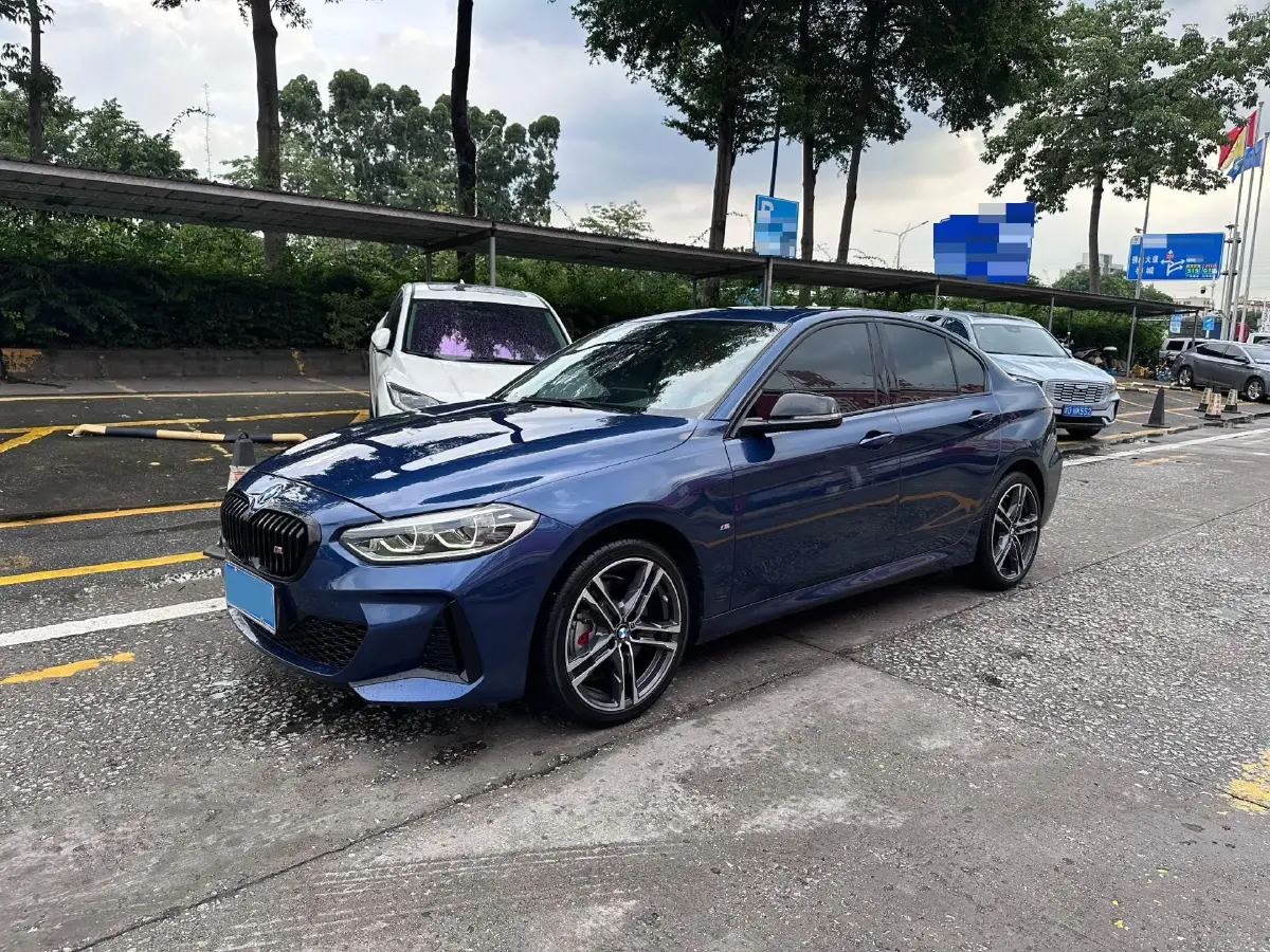 2021 BMW 1 Series 2.0T 192HP L4 7DCT