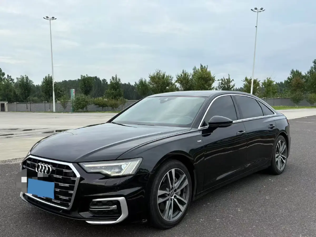 2020 Audi A6L 2.0T 190HP L4 7DCT