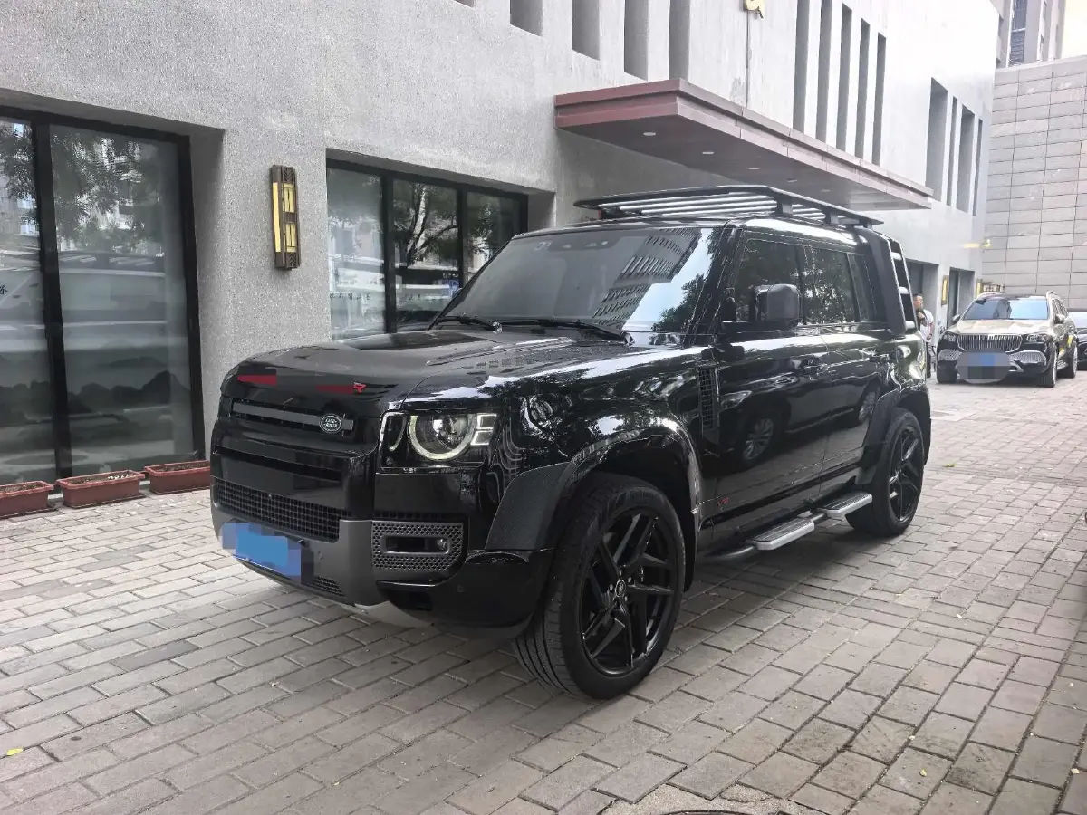 2023 Land Rover Defender 5.0T 525HP V8 8AT