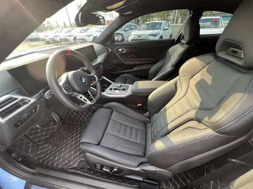 2024 BMW 3.0T 333HP L6 8AT,autocango,china used car exporter,china ev exporter,chinese used car exporter,chinese used ev exporter