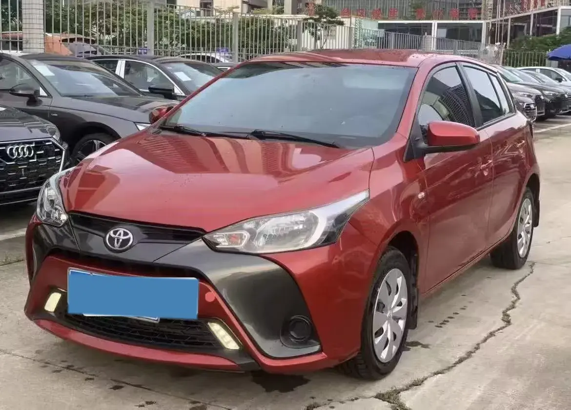 2019 Toyota Yaris L 1.5L 110HP L4 CVT