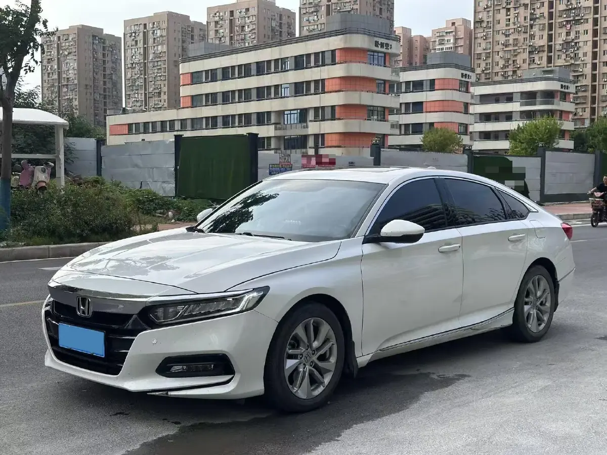 2018 Honda Accord 1.5T 194HP L4 CVT