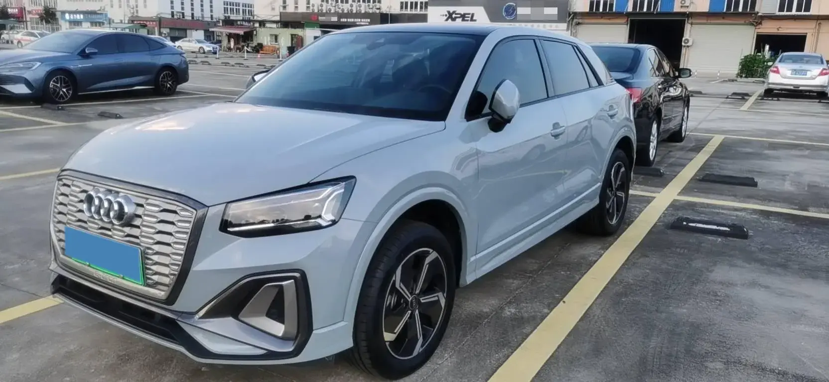 2022 Audi Q2L e-tron BEV 44.1KWH