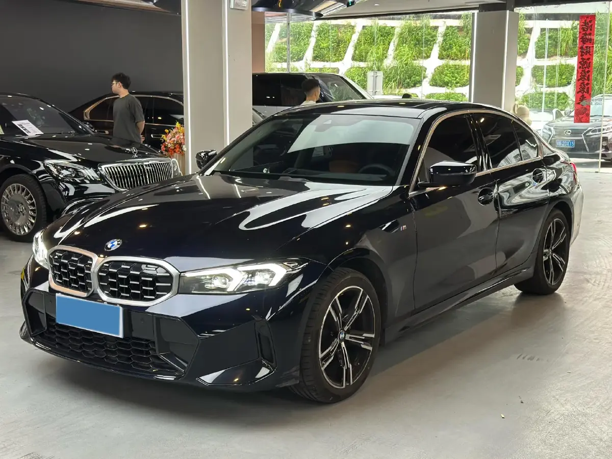 2024 BMW 3 Series 2.0T 184HP L4 8AT