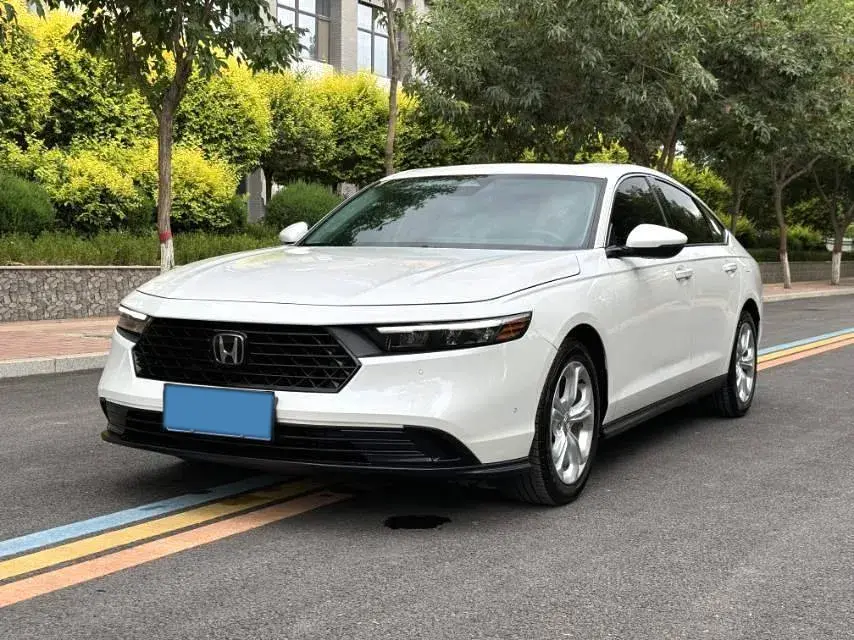 2023 Honda Accord 1.5T 192HP L4 CVT