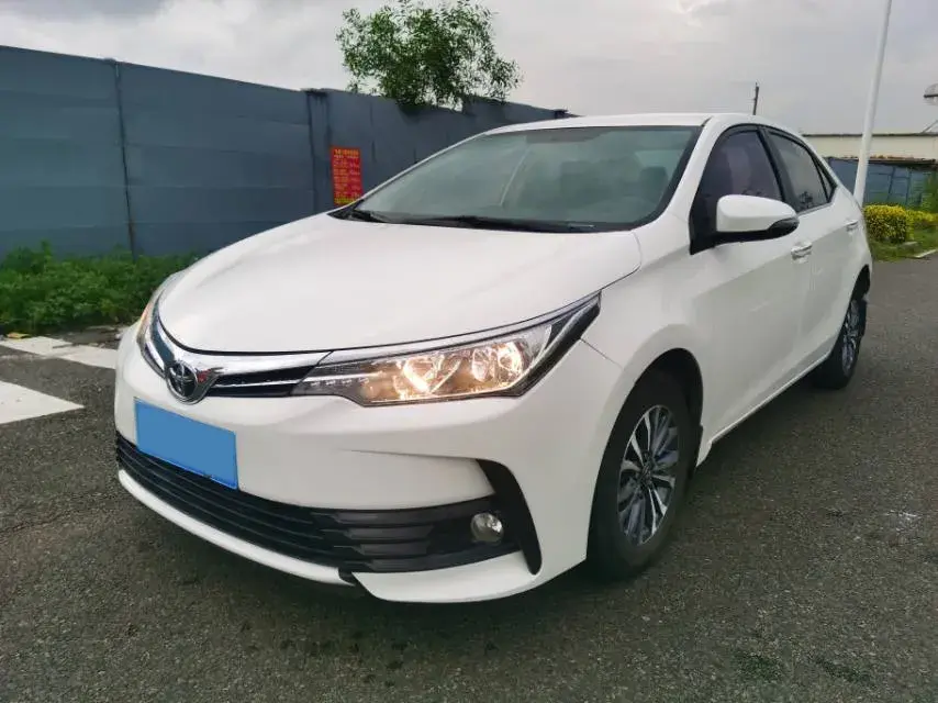 2017 Toyota Corolla 1.2T 116HP L4 6MT