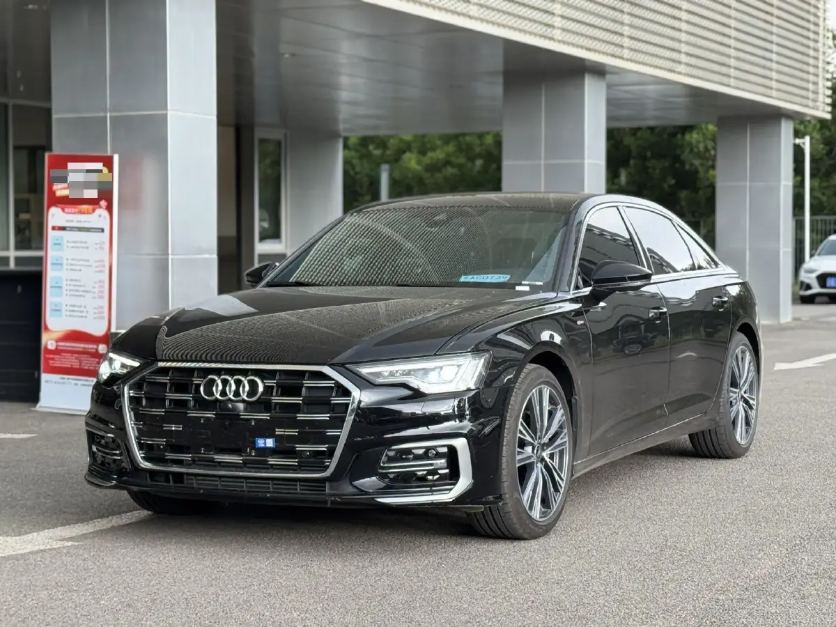 2024 Audi A6L 2.0T 245HP L4 7DCT