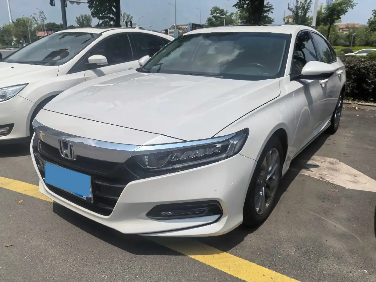 2018 Honda Accord 1.5T 194HP L4 CVT