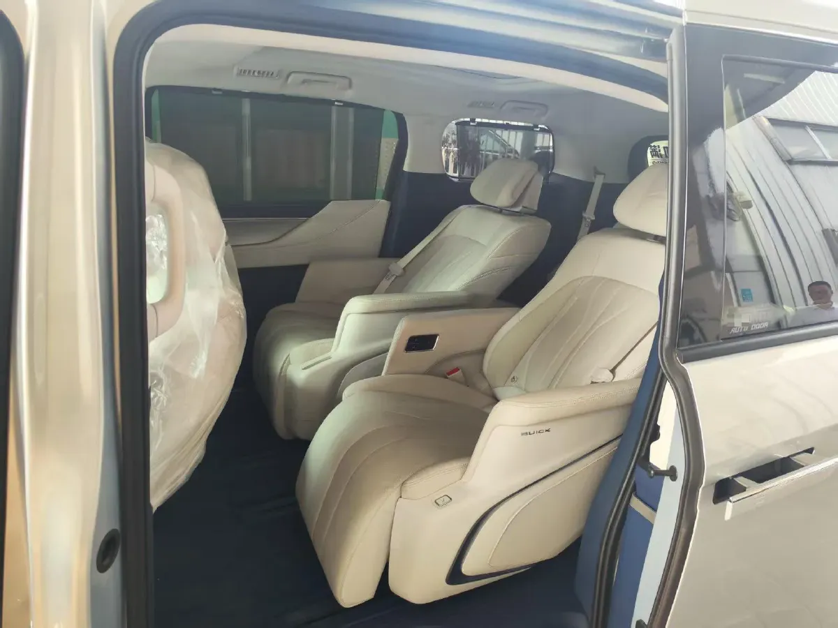 2024 Buick GL8 1.5T 180HP L4 2DHT PHEV 24.4KWH,autocango,china used car exporter,china ev exporter,chinese used car exporter,chinese used ev exporter