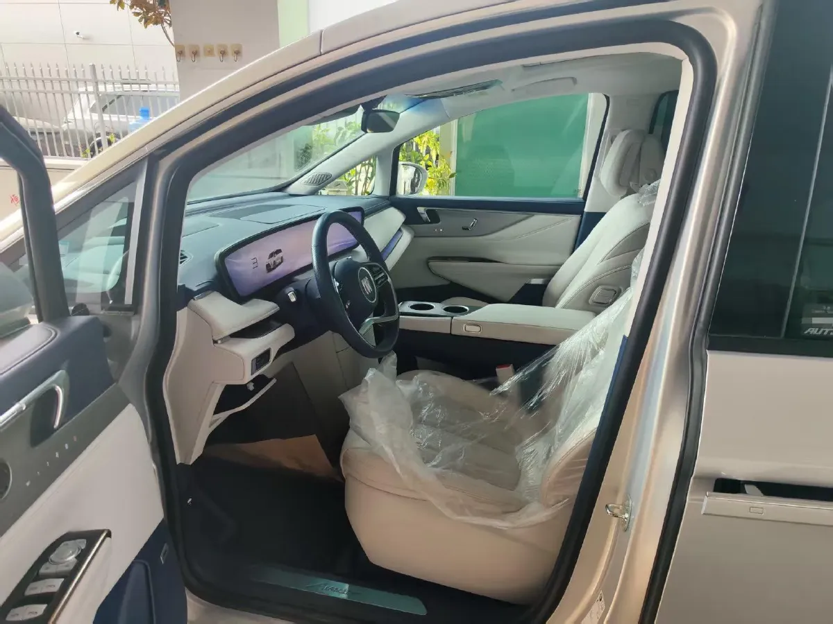 2024 Buick GL8 1.5T 180HP L4 2DHT PHEV 24.4KWH,autocango,china used car exporter,china ev exporter,chinese used car exporter,chinese used ev exporter