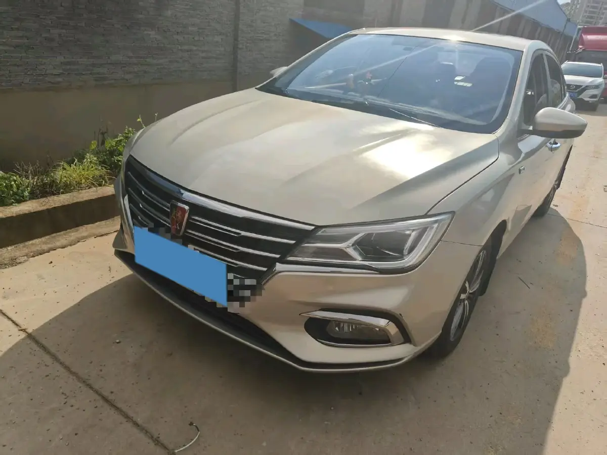 2019 Roewe i5 1.5L 120HP L4 CVT