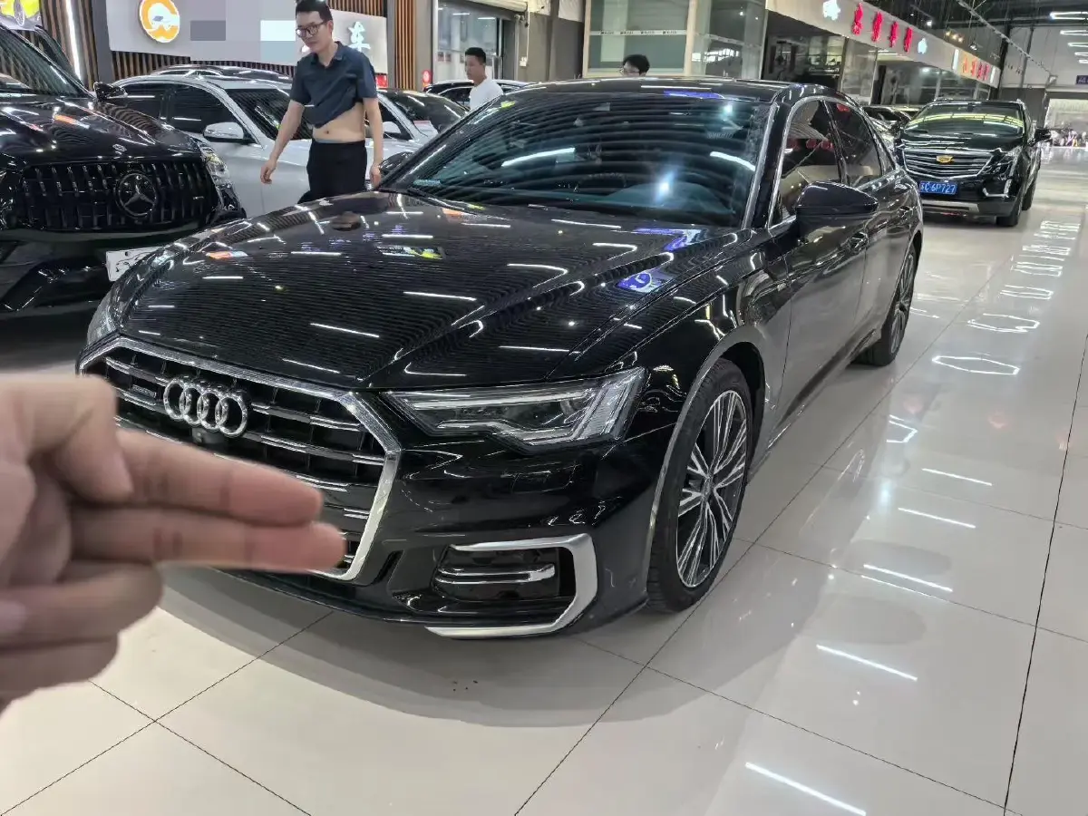 2024 Audi A6L 2.0T 245HP L4 7DCT
