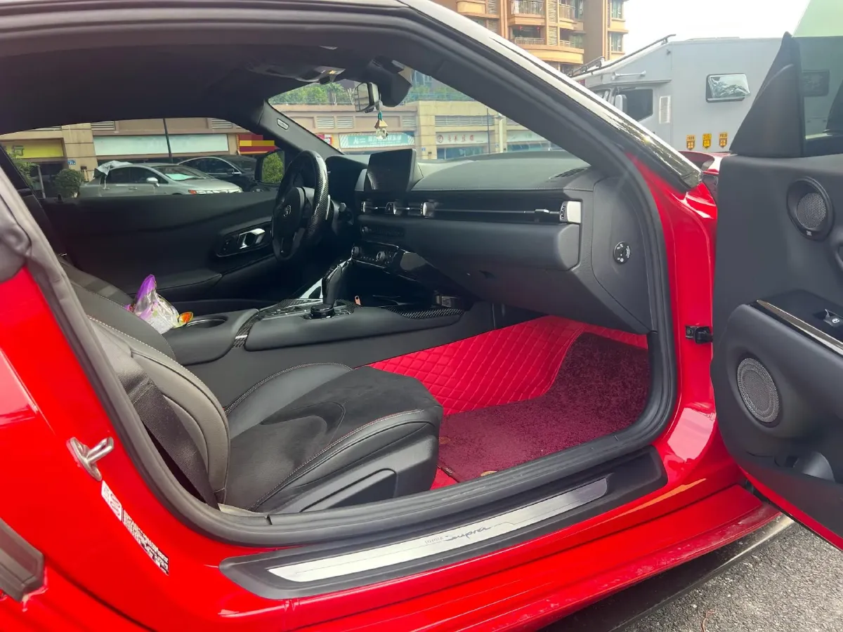 2022 Toyota Supra 3.0T 340HP L6 8AT,autocango,china used car exporter,china ev exporter,chinese used car exporter,chinese used ev exporter