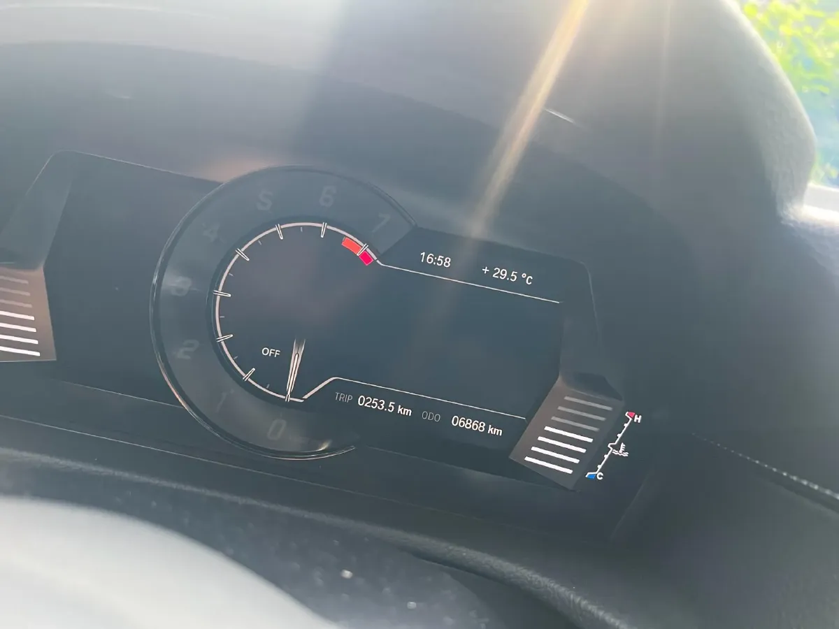 2022 Toyota Supra 3.0T 340HP L6 8AT,autocango,china used car exporter,china ev exporter,chinese used car exporter,chinese used ev exporter