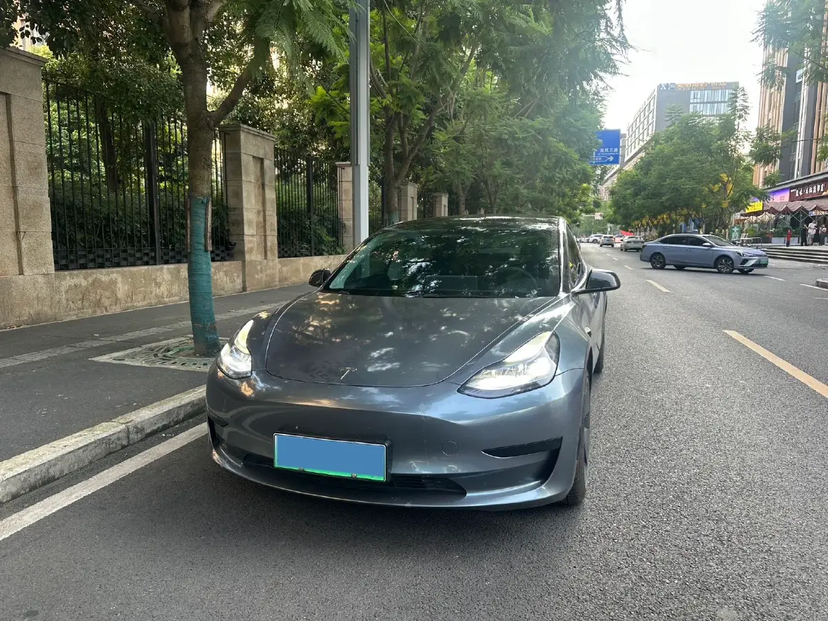 2022 Tesla Model 3 BEV 60KWH