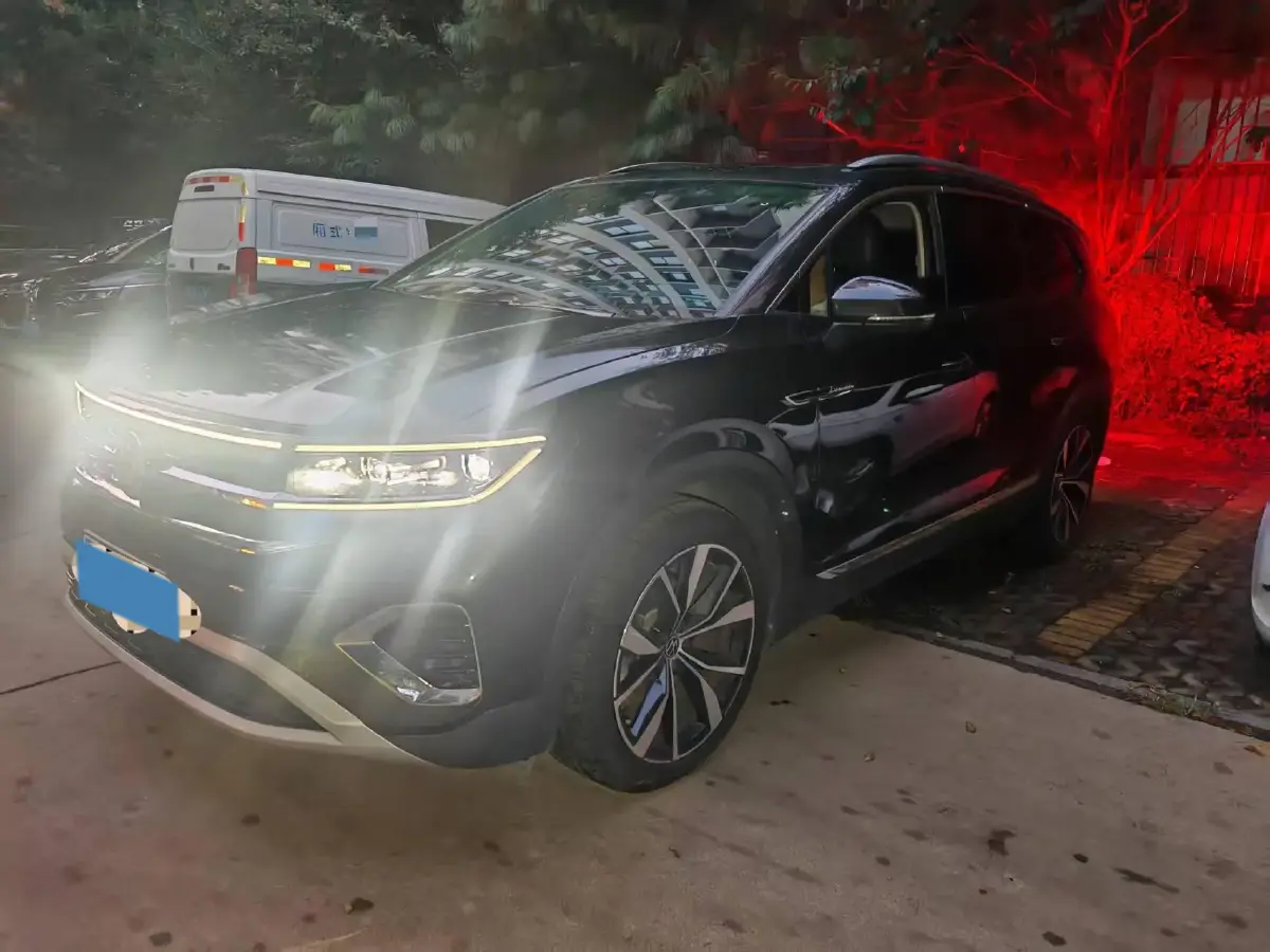 2021 Volkswagen Talagon 2.5T 299HP V6 7DCT