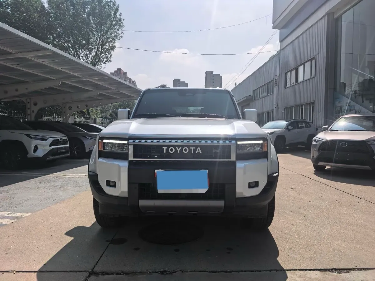 2024 Toyota Land Cruiser Prado 2.4T 282HP L4 8AT Hybrid,autocango,china used car exporter,china ev exporter,chinese used car exporter,chinese used ev exporter