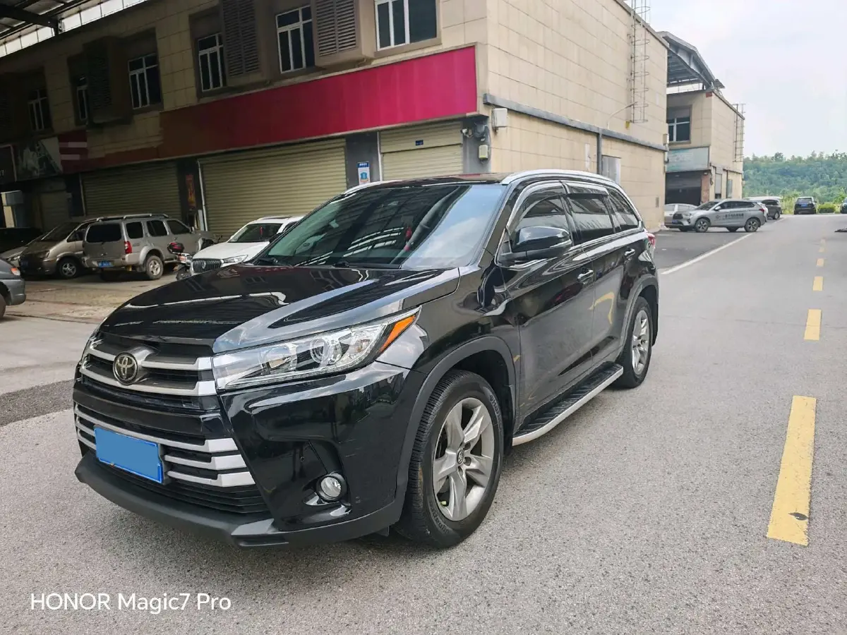 2020 Toyota Highlander 2.0T 220HP L4 6AT