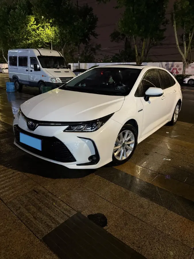 2023 Toyota Corolla 1.8L 98HP L4 E-CVT Hybrid