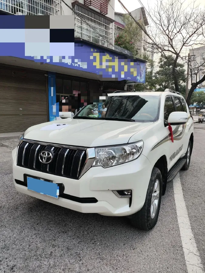 2020 Toyota Yaris 1.6T 261HP L3 6MT,autocango,china used car exporter,china ev exporter,chinese used car exporter,chinese used ev exporter