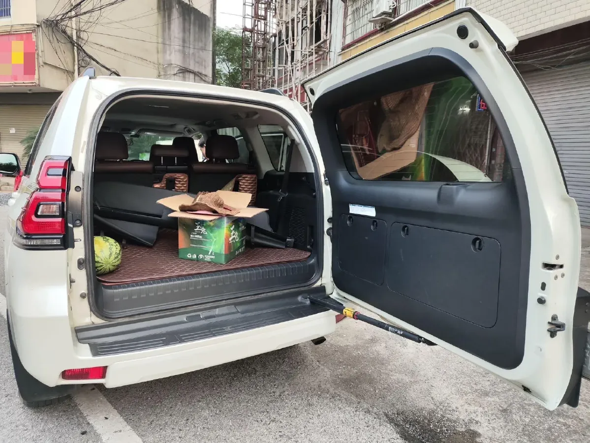 2020 Toyota Yaris 1.6T 261HP L3 6MT,autocango,china used car exporter,china ev exporter,chinese used car exporter,chinese used ev exporter