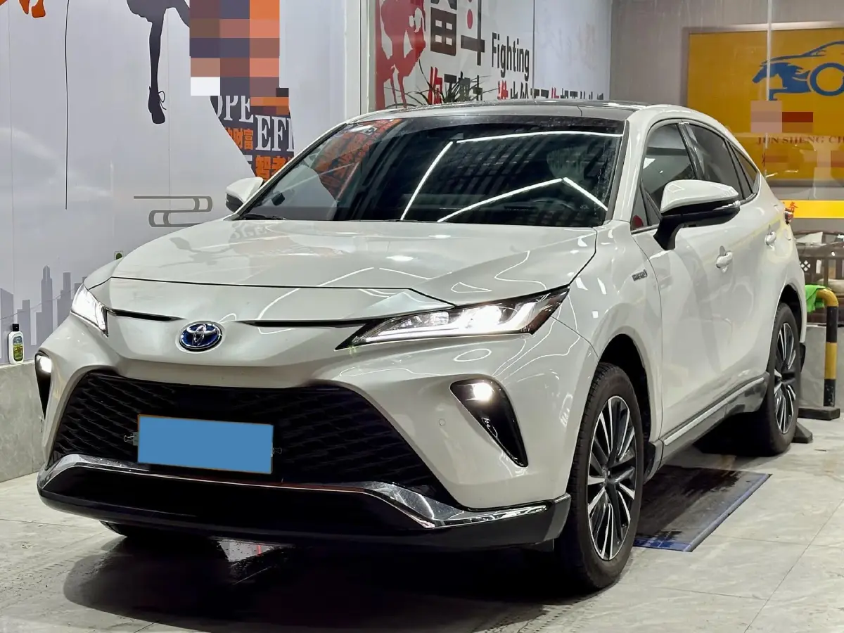 2023 Toyota Venza 2.5L 178HP L4 E-CVT Hybrid