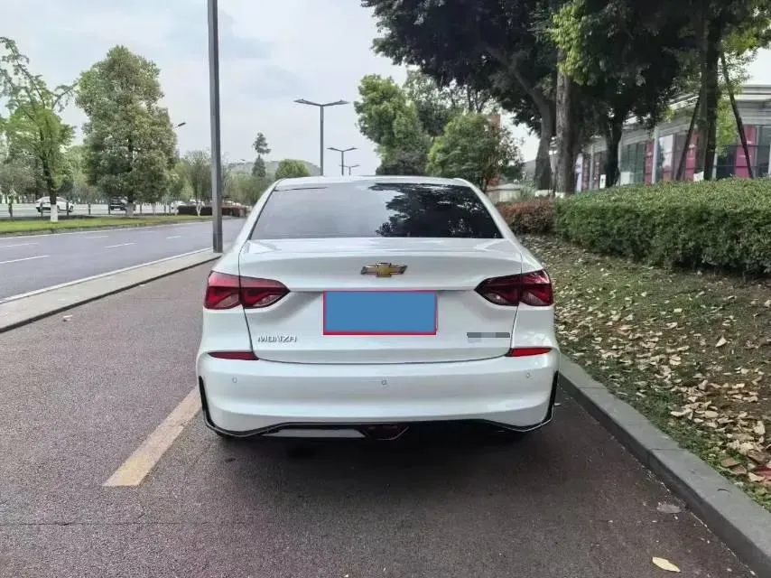 2024 Chevrolet Monza 1.5L 113HP L4 6DCT,autocango,china used car exporter,china ev exporter,chinese used car exporter,chinese used ev exporter