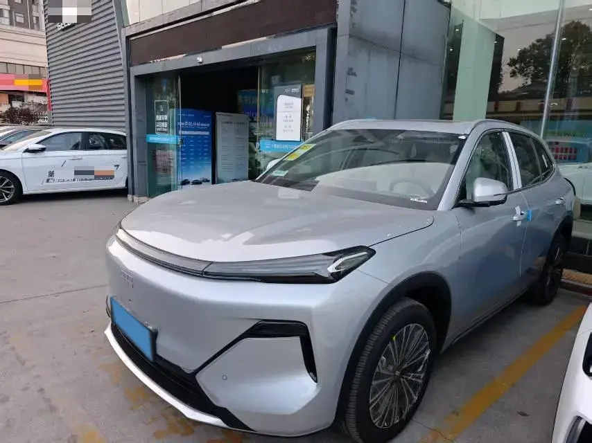 2025 Geely Galaxy Starship 7 EM-i 1.5L 112HP L4 1DHT PHEV 19.09KWH