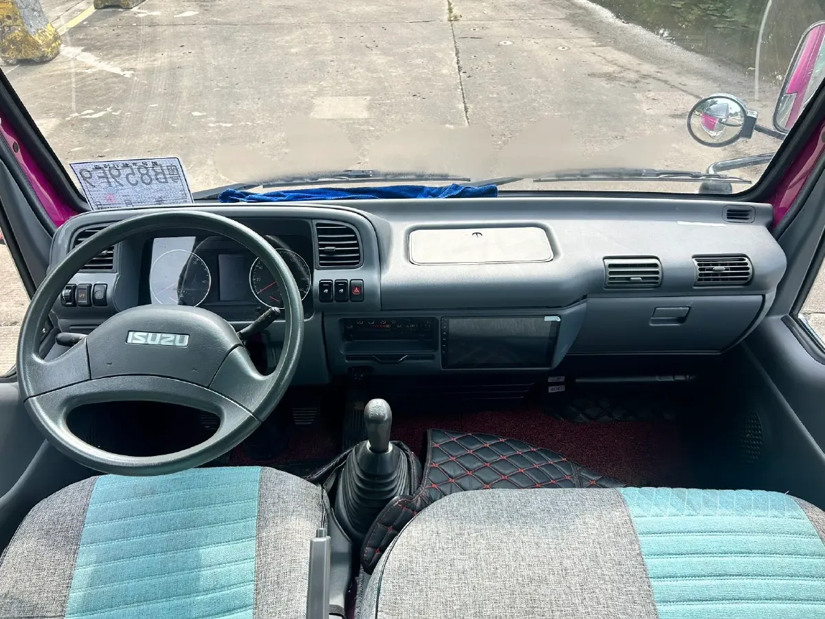 2025 Isuzu Light Truck 5MT,autocango,china used car exporter,china ev exporter,chinese used car exporter,chinese used ev exporter