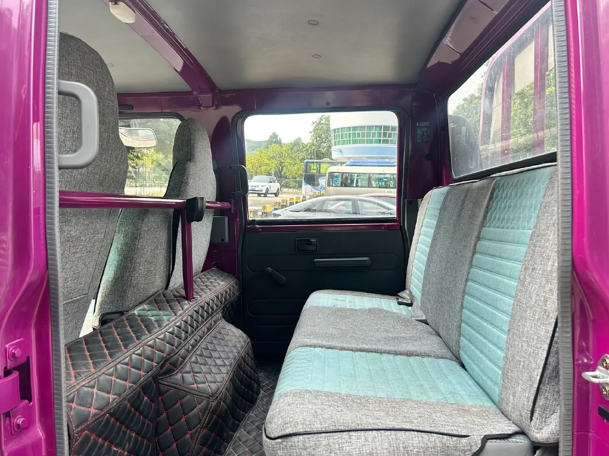 2025 Isuzu Light Truck 5MT,autocango,china used car exporter,china ev exporter,chinese used car exporter,chinese used ev exporter