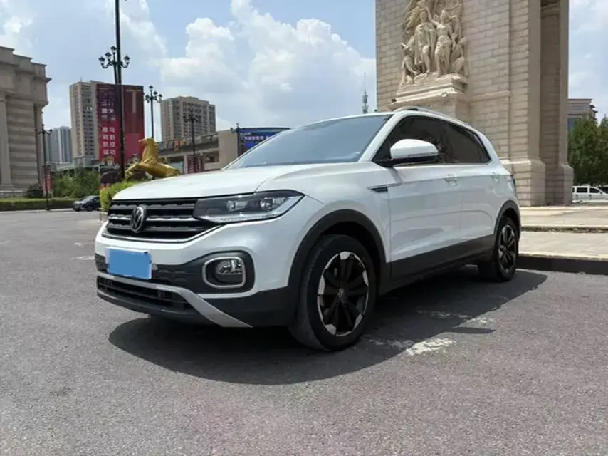 2023 Volkswagen Tacqua 1.2T 116HP L4 7DCT