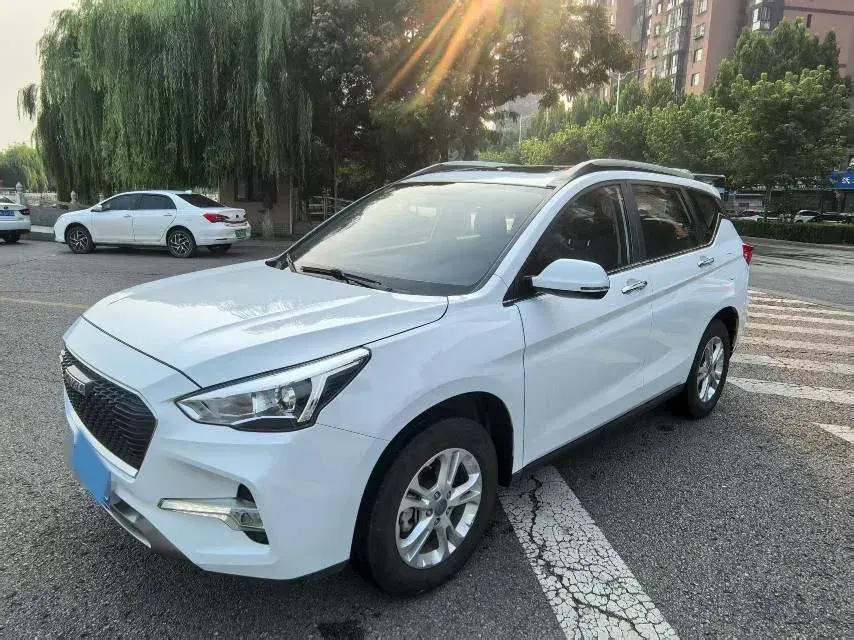 2017 Haval M6 1.5T 150HP L4 6MT